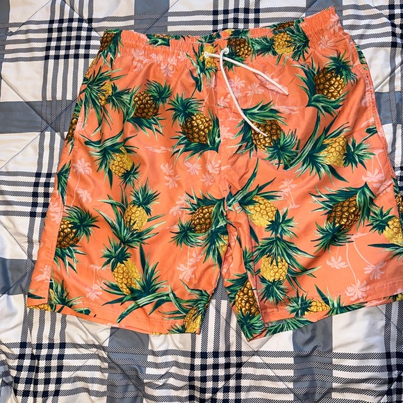 Pineapple and palm trees swim trunks by old navy - Picture 1 of 6